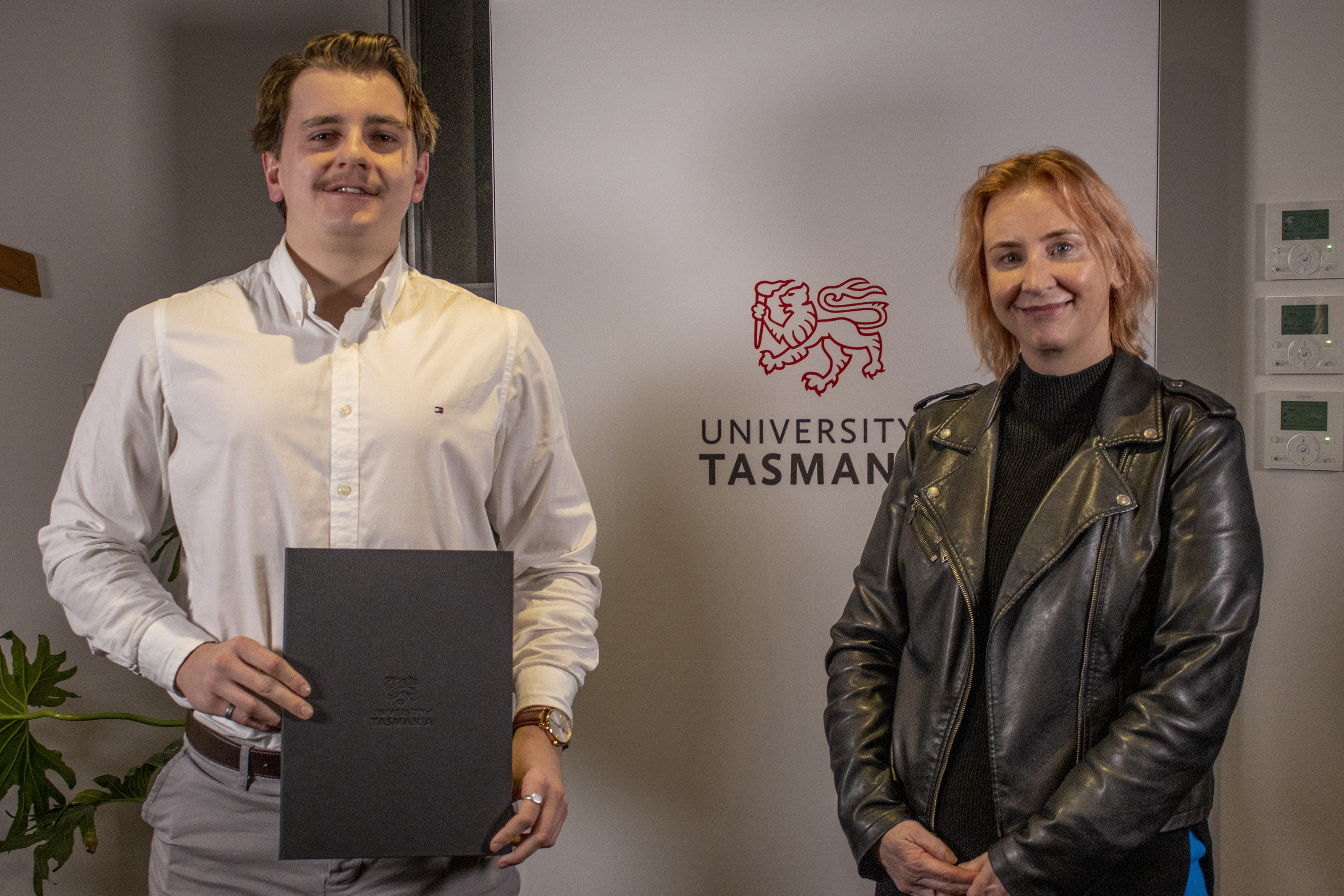  James Holland winning the 2021 UniSuper Prize 