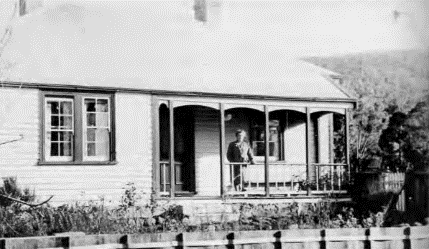 Jessie Doughty, wife of Quarantine Station Caretaker George Doughty, on the cottage’s former veranda in 1947. (Photo: Connie Mansbridge)